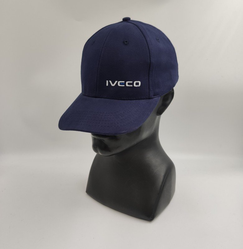 Czapka z nowym logo IVECO
