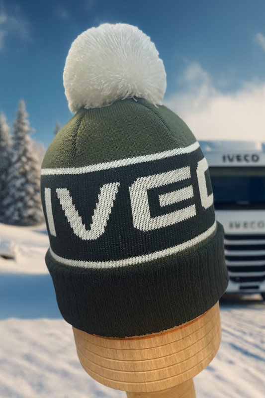 Czapka z pomponem IVECO 2026
